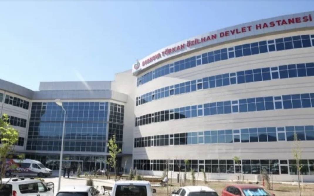 Bornova Türkan Özilhan Devlet Hastanesi Palyatif Bakım Servisini Tahtakurusu Bastı
